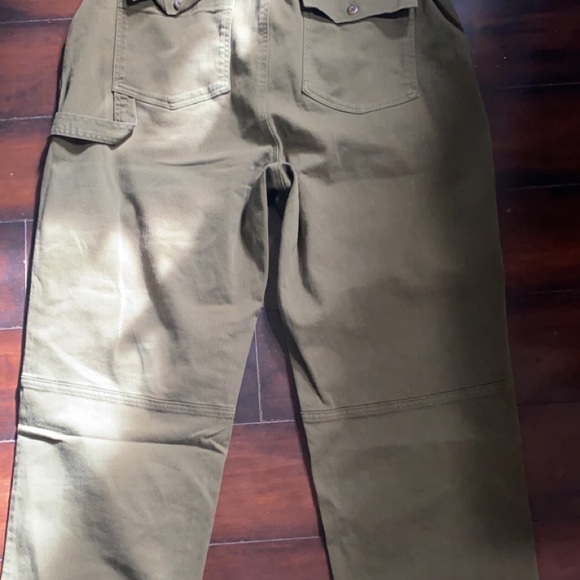 Gap High Waisted Carpenter Pant - Picture 2 of 3